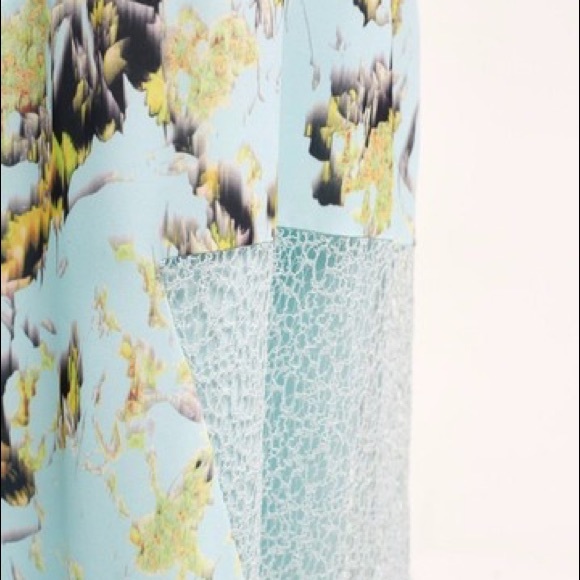 NWT Anthropologie Rainflower Lace Maxi Dress sz 2 - Picture 6 of 9